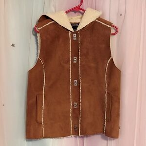 Hooded Vest by Jones New York Signature